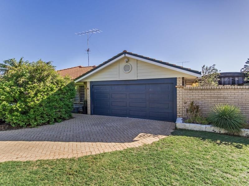 9 Benalla Place, Rockingham WA 6168
