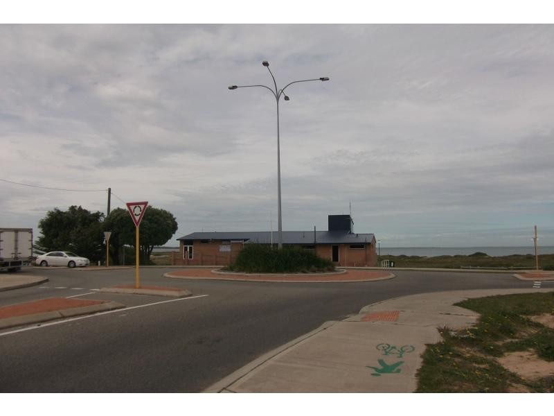 2-233 Safety Bay Road, Safety Bay WA 6169