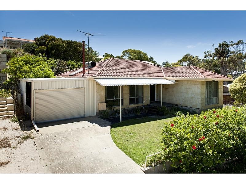 8 Cameron Street, Quinns Rocks WA 6030