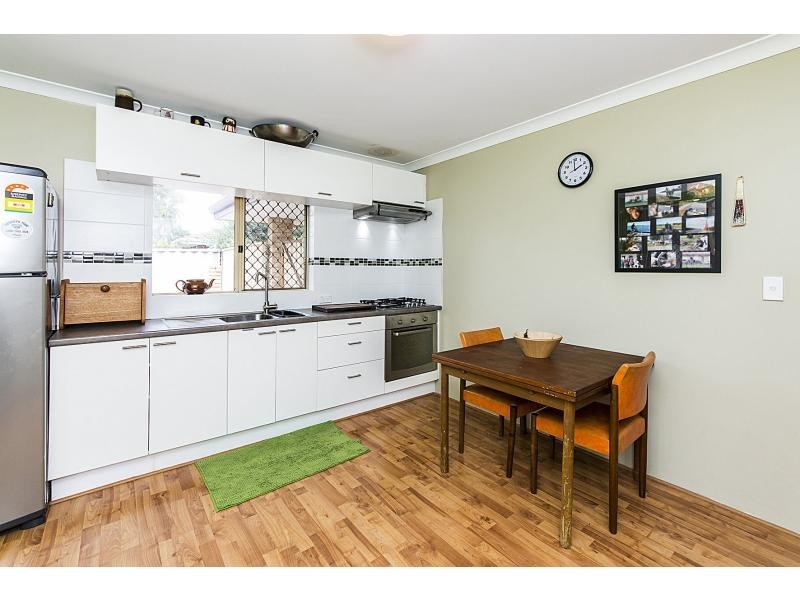 24A Legend Place, Cooloongup WA 6168