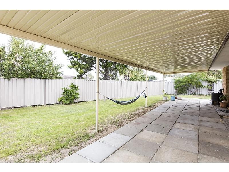 24A Legend Place, Cooloongup WA 6168