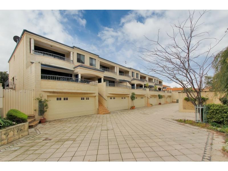 3/35 Waterston Gardens, Hillarys WA 6025