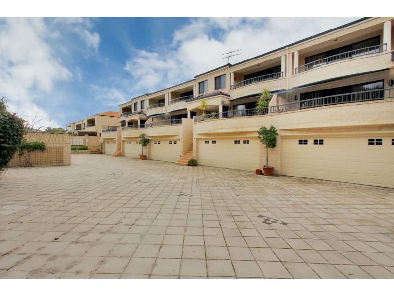 3/35 Waterston Gardens, Hillarys WA 6025