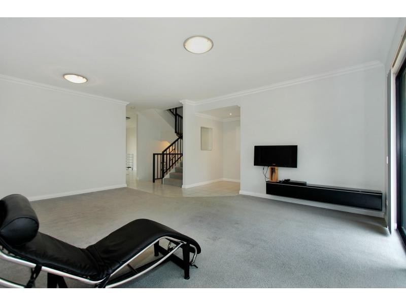 3/35 Waterston Gardens, Hillarys WA 6025