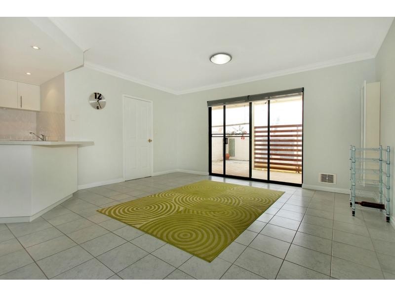 3/35 Waterston Gardens, Hillarys WA 6025