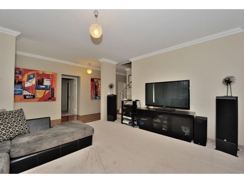 19 Fifth Avenue, Shoalwater WA 6169