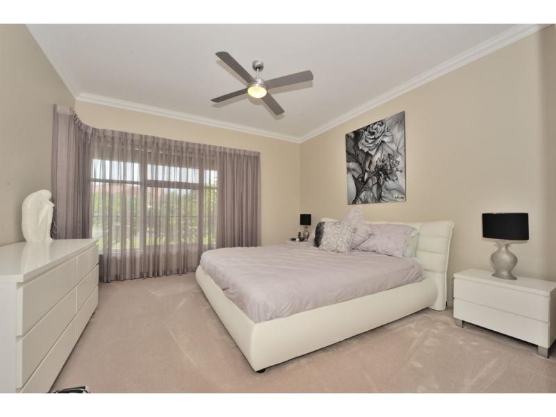 19 Fifth Avenue, Shoalwater WA 6169