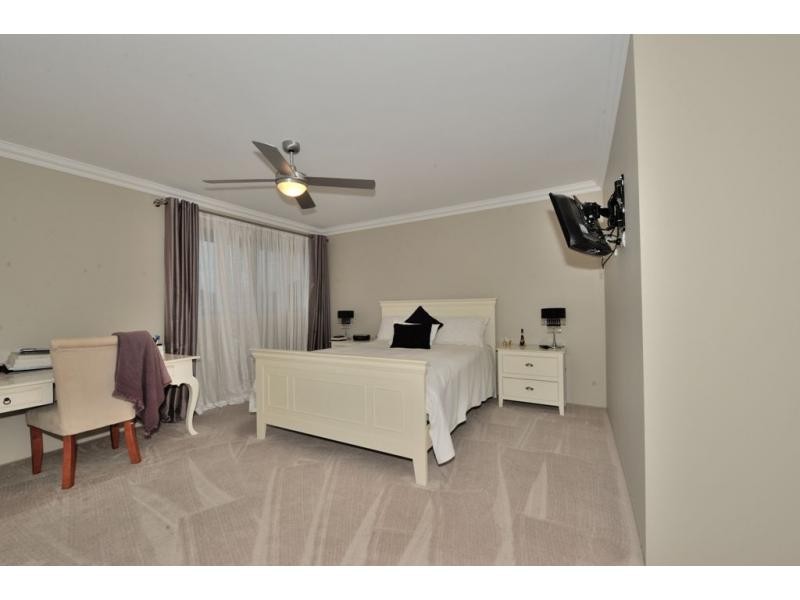 19 Fifth Avenue, Shoalwater WA 6169