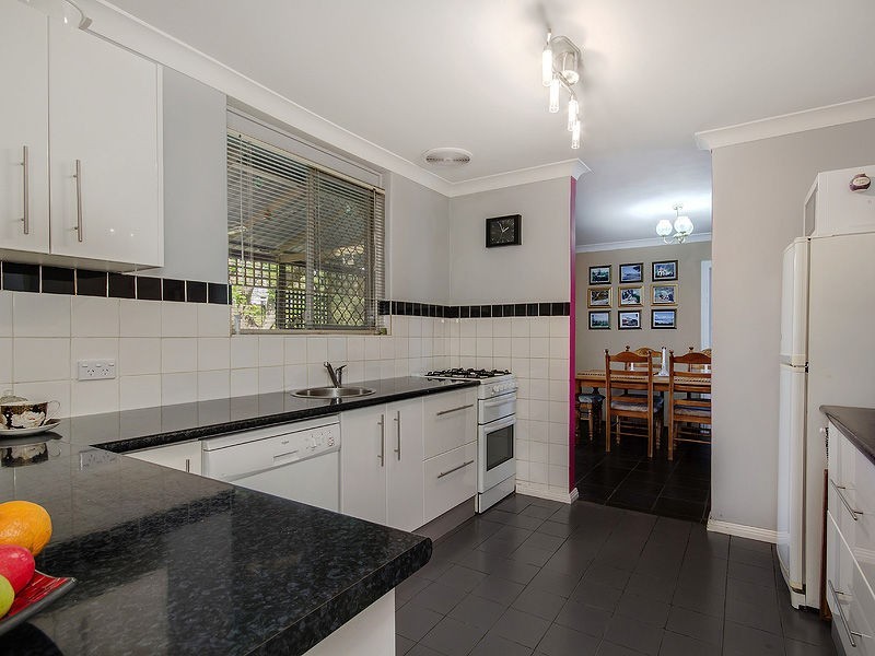 20 Quindalup Court, Hillman WA 6168