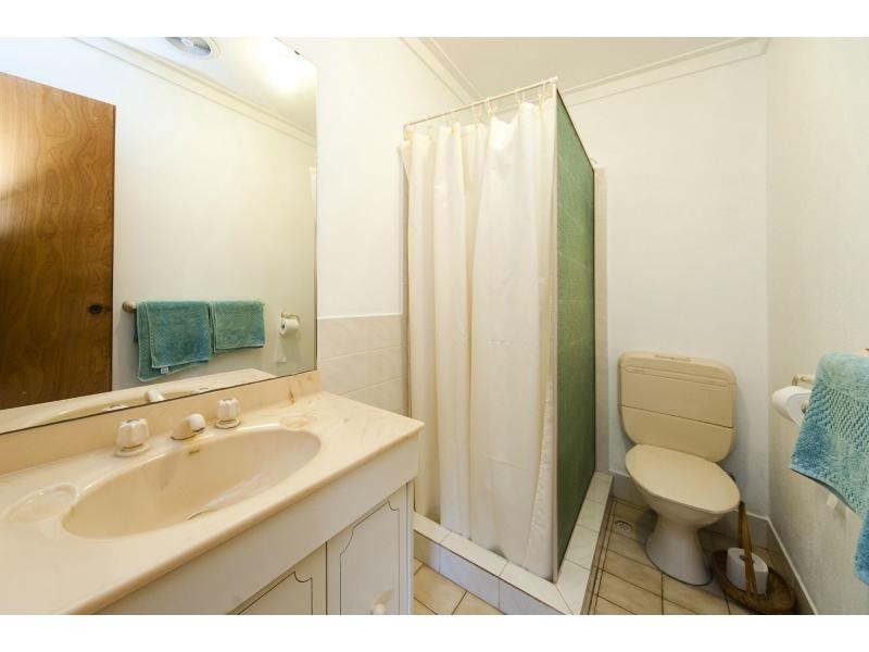 21 Cambridge Crescent, Cooloongup WA 6168