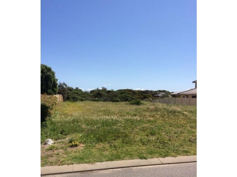 35 San Javier Circle, Secret Harbour WA 6173