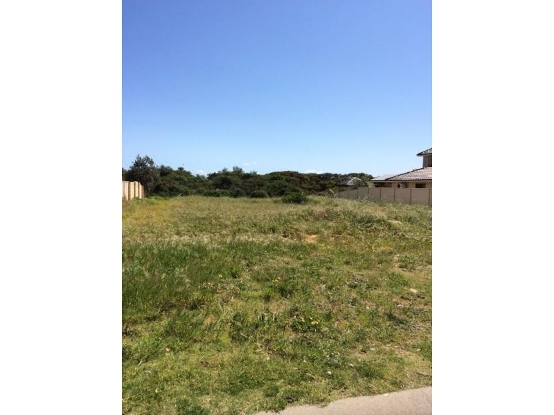 35 San Javier Circle, Secret Harbour WA 6173