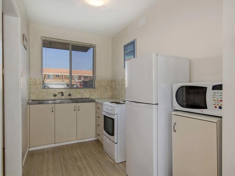 8/31 Penguin Road, Shoalwater WA 6169