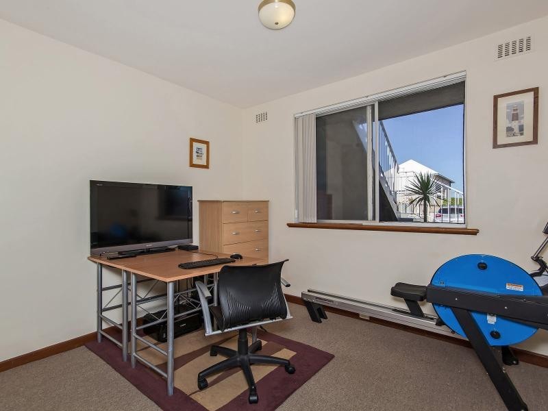 8/31 Penguin Road, Shoalwater WA 6169