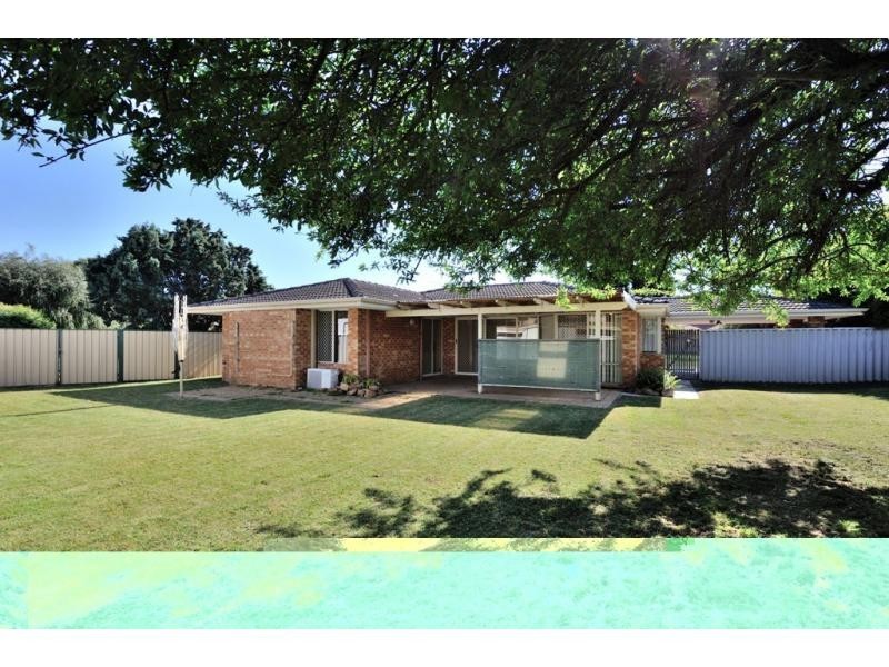 32 Monterey Crescent, Warnbro WA 6169