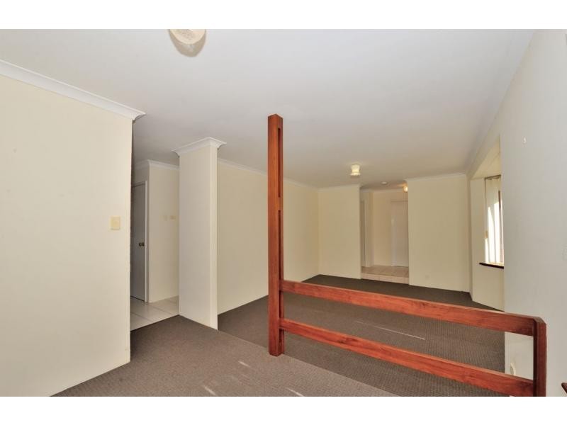 32 Monterey Crescent, Warnbro WA 6169