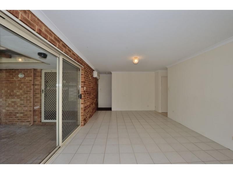 32 Monterey Crescent, Warnbro WA 6169