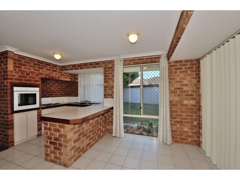 32 Monterey Crescent, Warnbro WA 6169