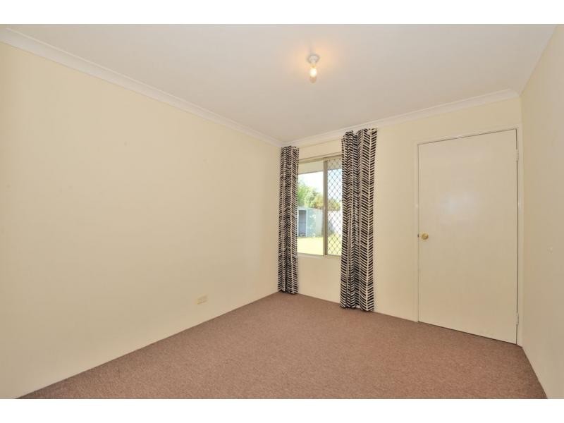 32 Monterey Crescent, Warnbro WA 6169