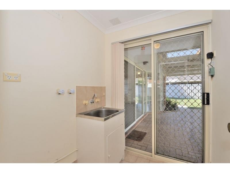 32 Monterey Crescent, Warnbro WA 6169