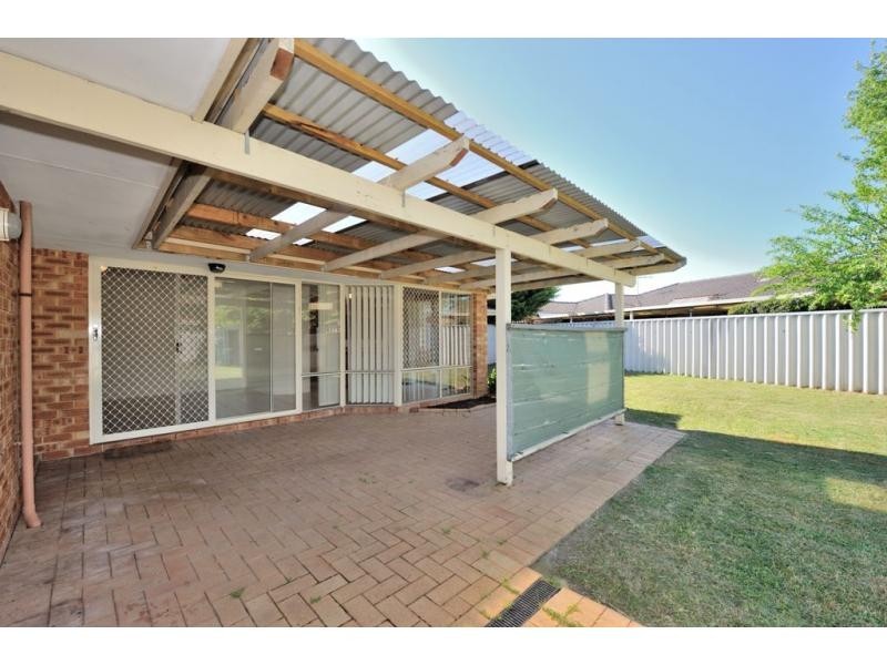 32 Monterey Crescent, Warnbro WA 6169