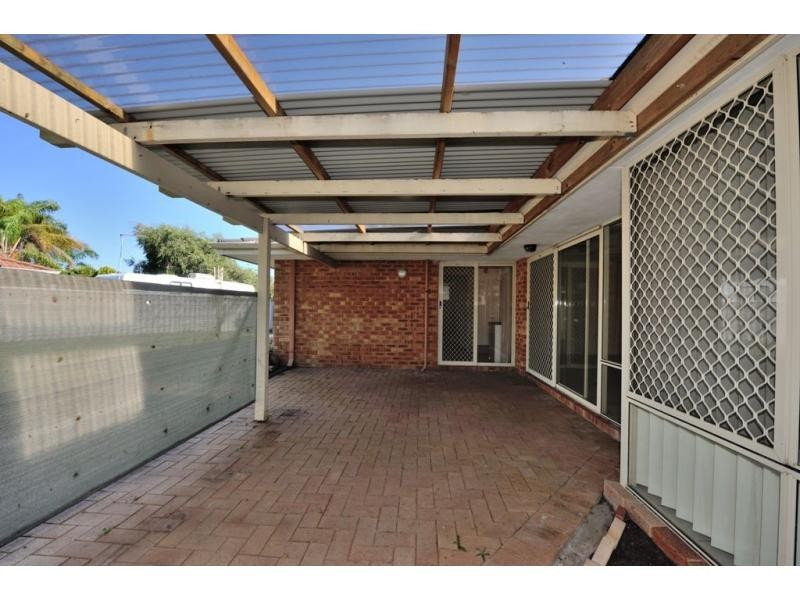 32 Monterey Crescent, Warnbro WA 6169