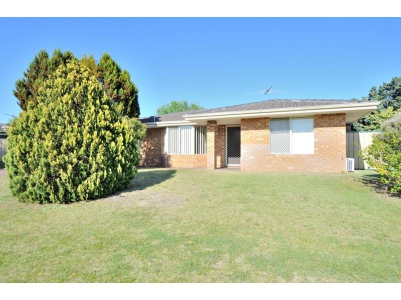 32 Monterey Crescent, Warnbro WA 6169