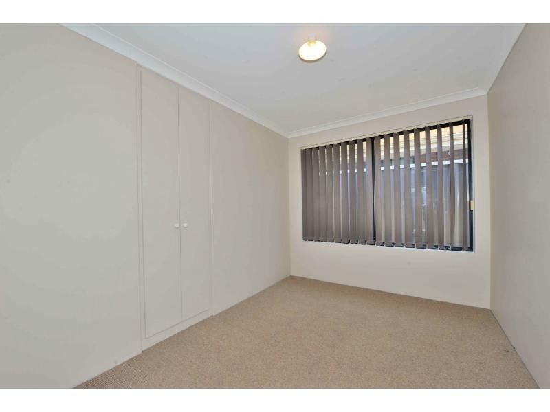 32 Jobson Loop, Brookdale WA 6112
