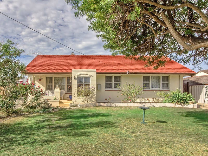 55 Jecks Street, Rockingham WA 6168