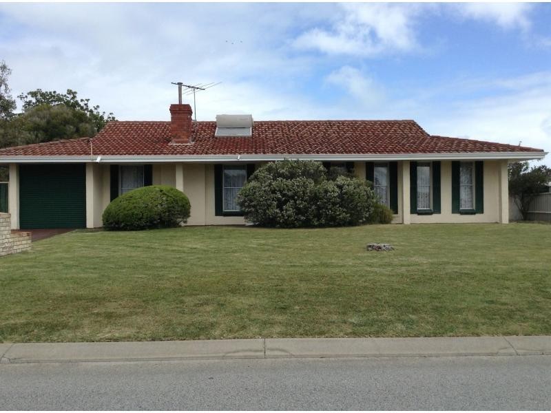 3 Ollis Street, Safety Bay WA 6169