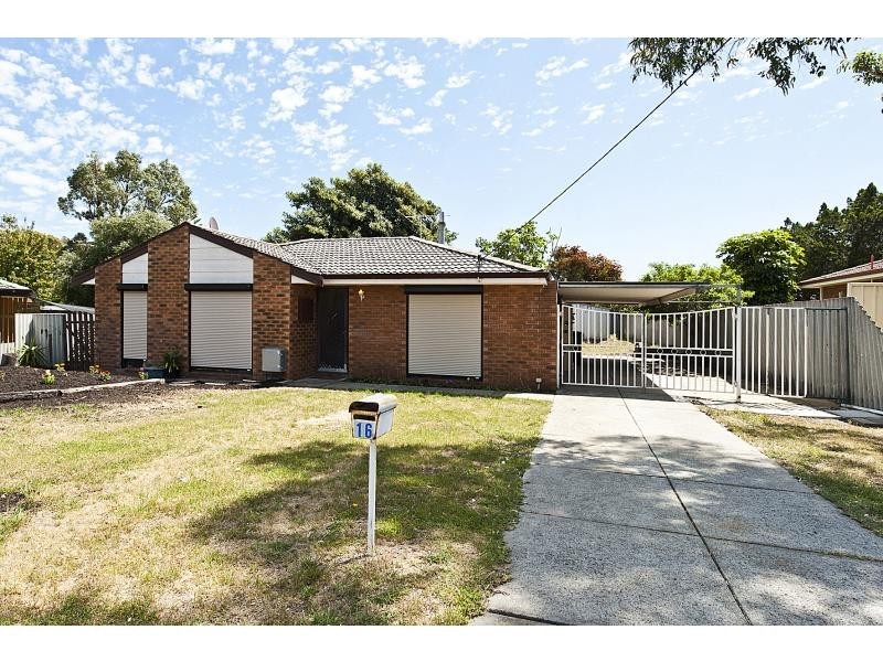 16 Yarle Court, Cooloongup WA 6168