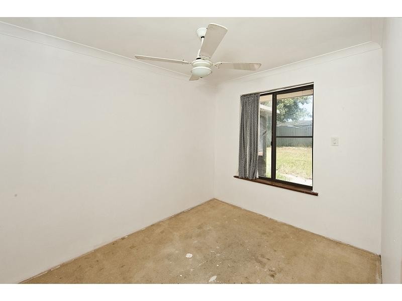 16 Yarle Court, Cooloongup WA 6168