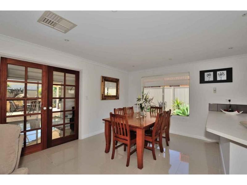 29 Windermere Way, Waikiki WA 6169