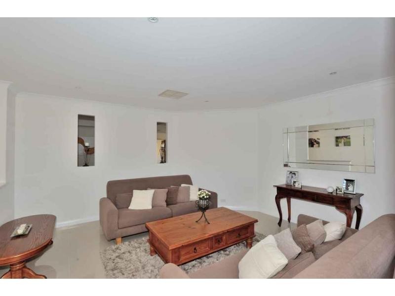 29 Windermere Way, Waikiki WA 6169