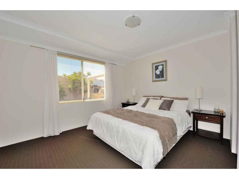 29 Windermere Way, Waikiki WA 6169