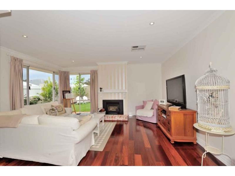 40 The Hawthorns, Baldivis WA 6171