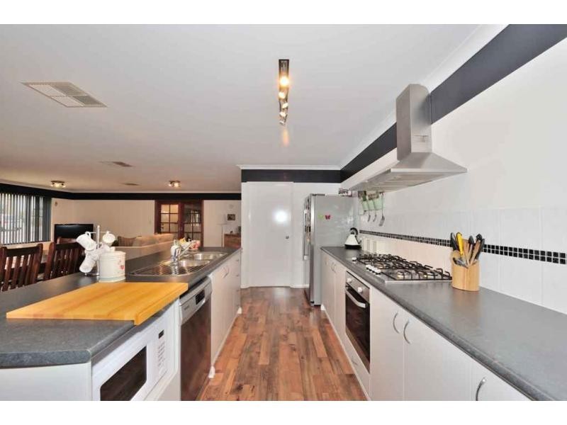 13 Explorers Crescent, Baldivis WA 6171