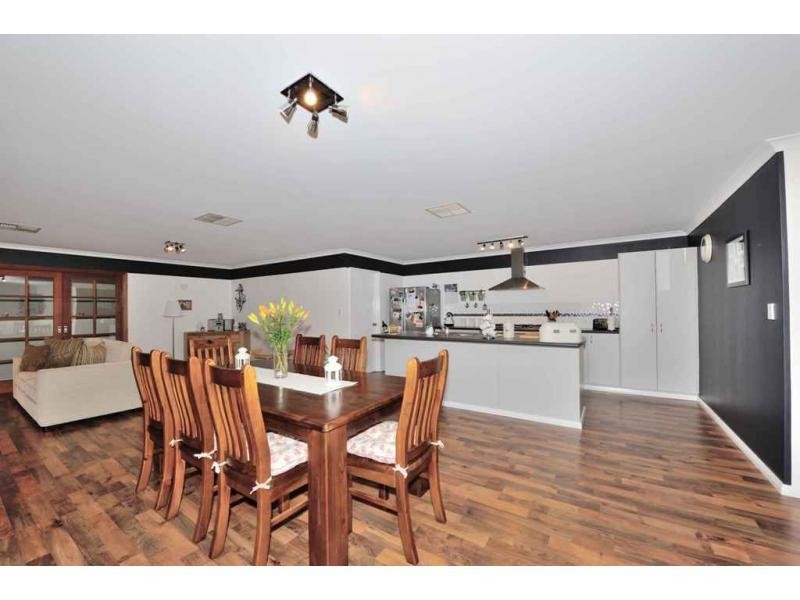 13 Explorers Crescent, Baldivis WA 6171