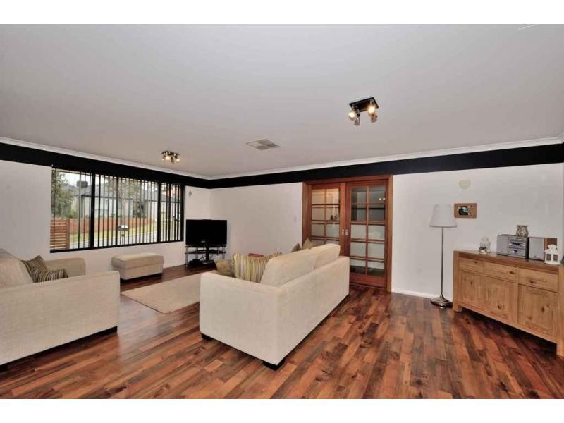 13 Explorers Crescent, Baldivis WA 6171