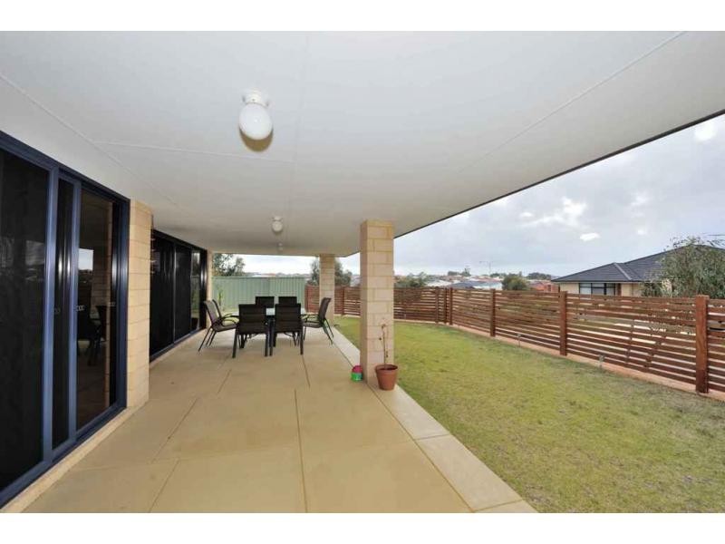 13 Explorers Crescent, Baldivis WA 6171