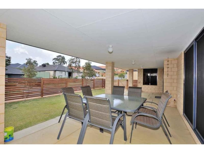 13 Explorers Crescent, Baldivis WA 6171