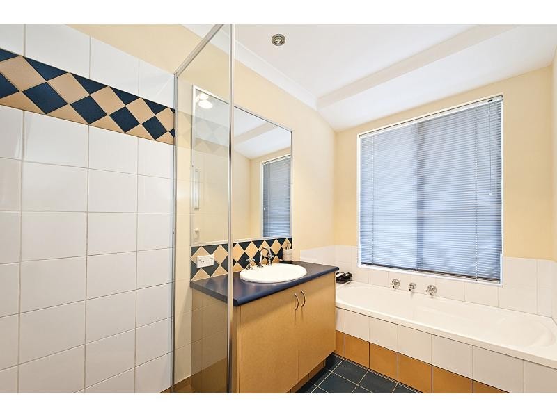 19 Foxton Boulevard, High Wycombe WA 6057