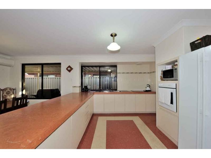 27 Belmez Turn, Port Kennedy WA 6172