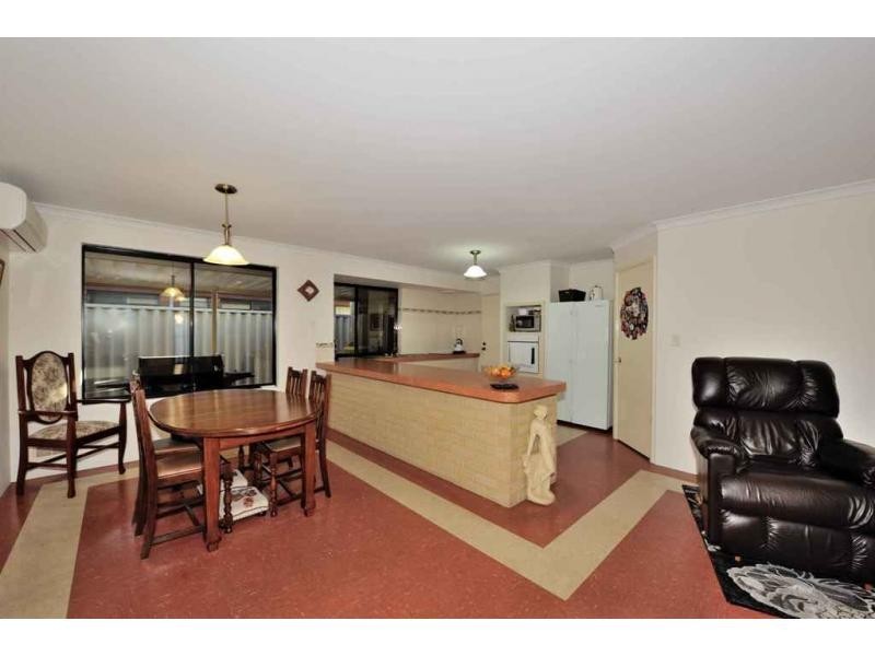 27 Belmez Turn, Port Kennedy WA 6172