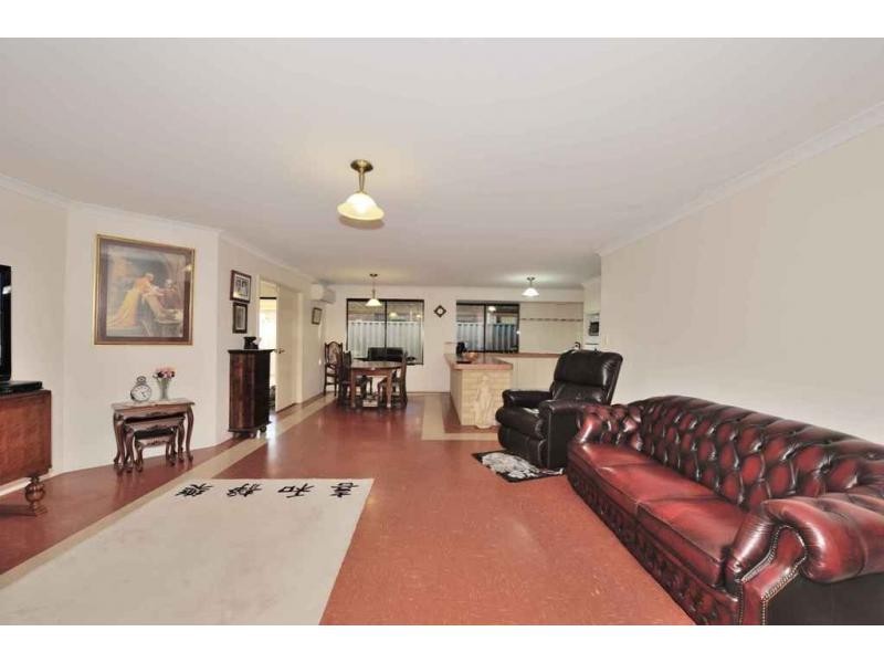 27 Belmez Turn, Port Kennedy WA 6172