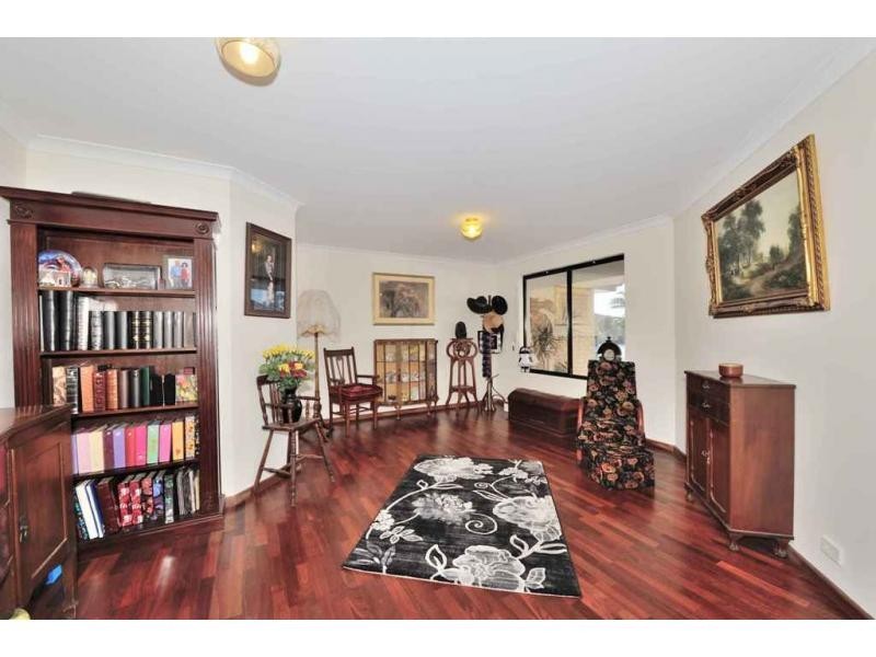 27 Belmez Turn, Port Kennedy WA 6172