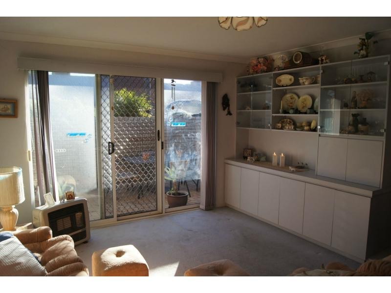 6/232 Corithian Road East, Riverton WA 6148