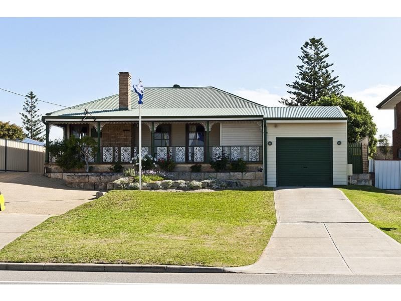 527 Safety Bay Road, Waikiki WA 6169