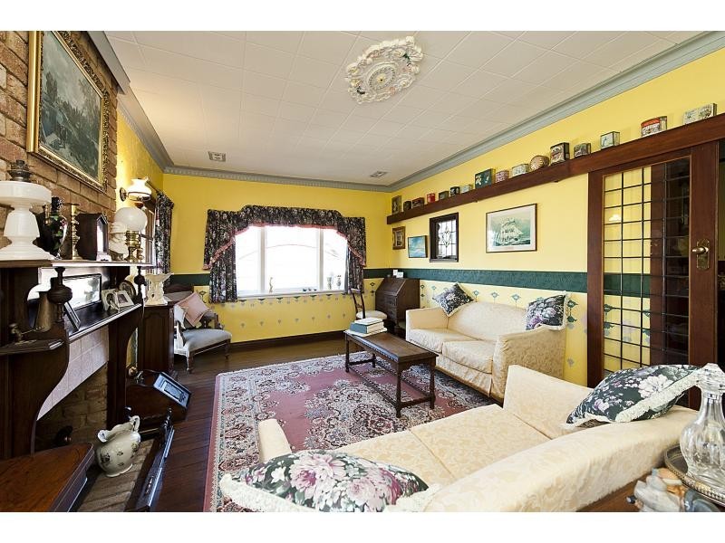 527 Safety Bay Road, Waikiki WA 6169