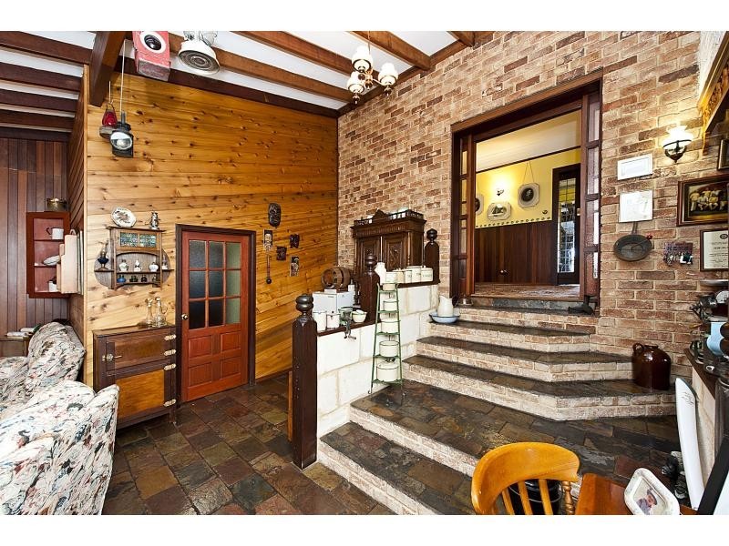 527 Safety Bay Road, Waikiki WA 6169